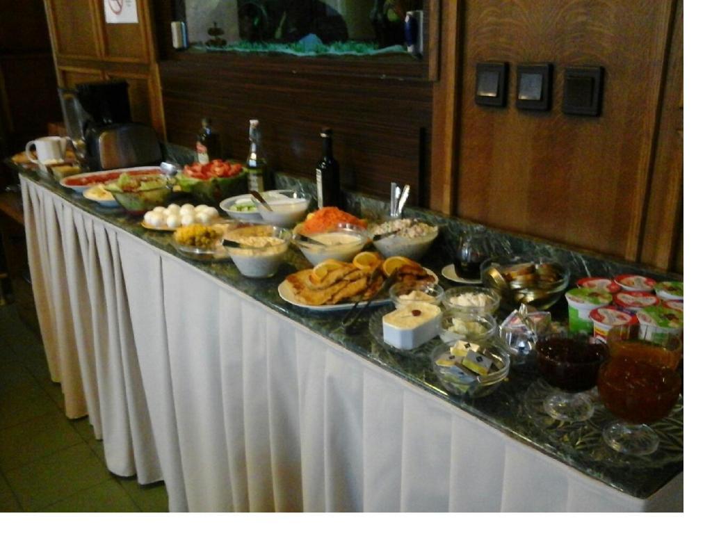 昂尼巴斯酒店 布达佩斯 外观 照片